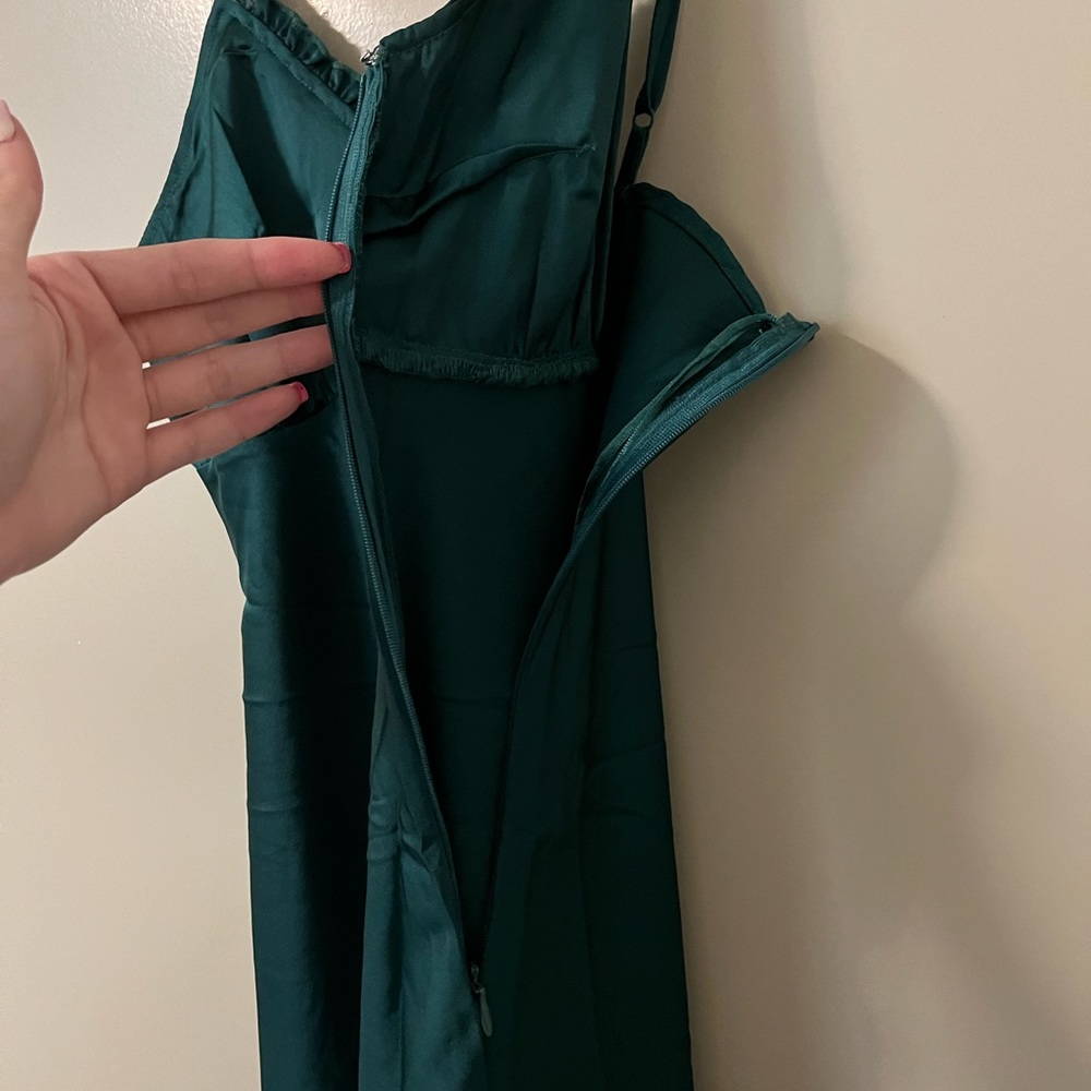 🌸5 for $20!🌸Emerald Green Dress - Picture 3 of 6